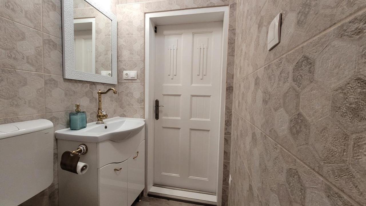 Glamour Apartman Gyula Luaran gambar