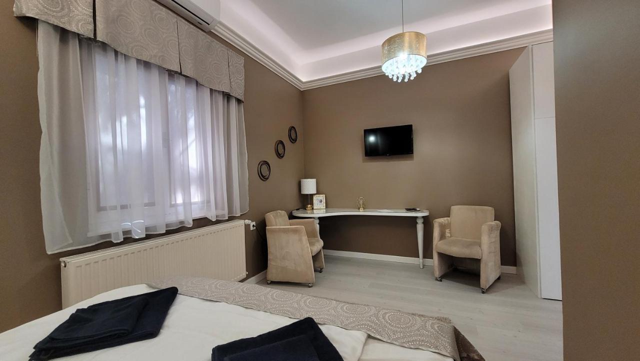Glamour Apartman Gyula Luaran gambar