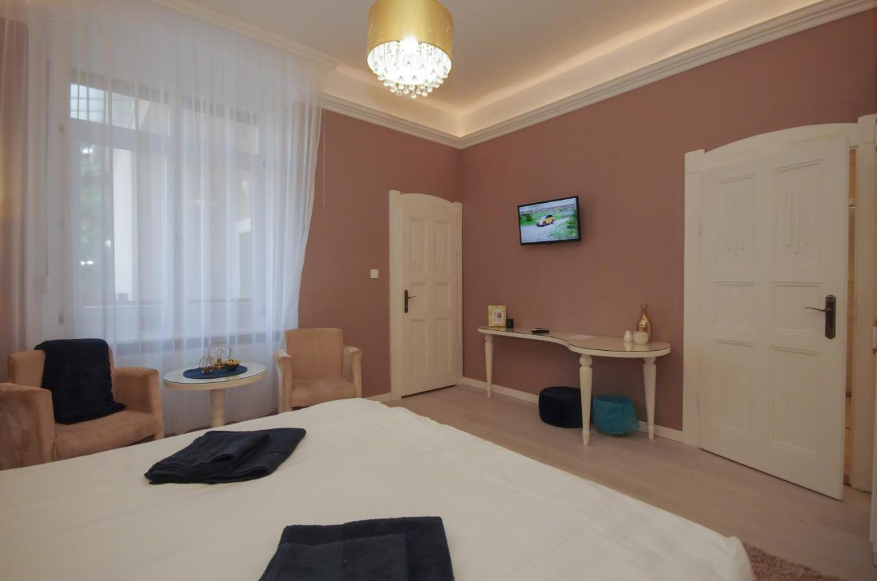 Glamour Apartman Gyula Luaran gambar